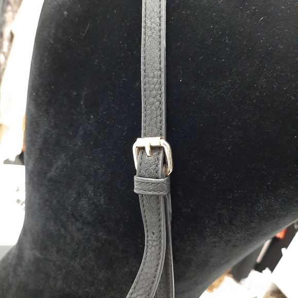 Purse - Picture 3 of 5